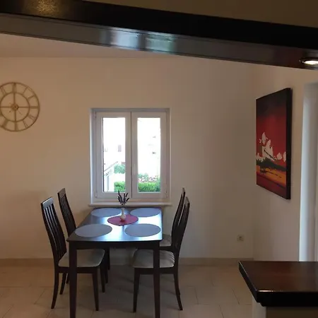 Franka Appartement Bol